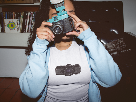 Classic Olympus OM-1 | Women's Relaxed Tee
